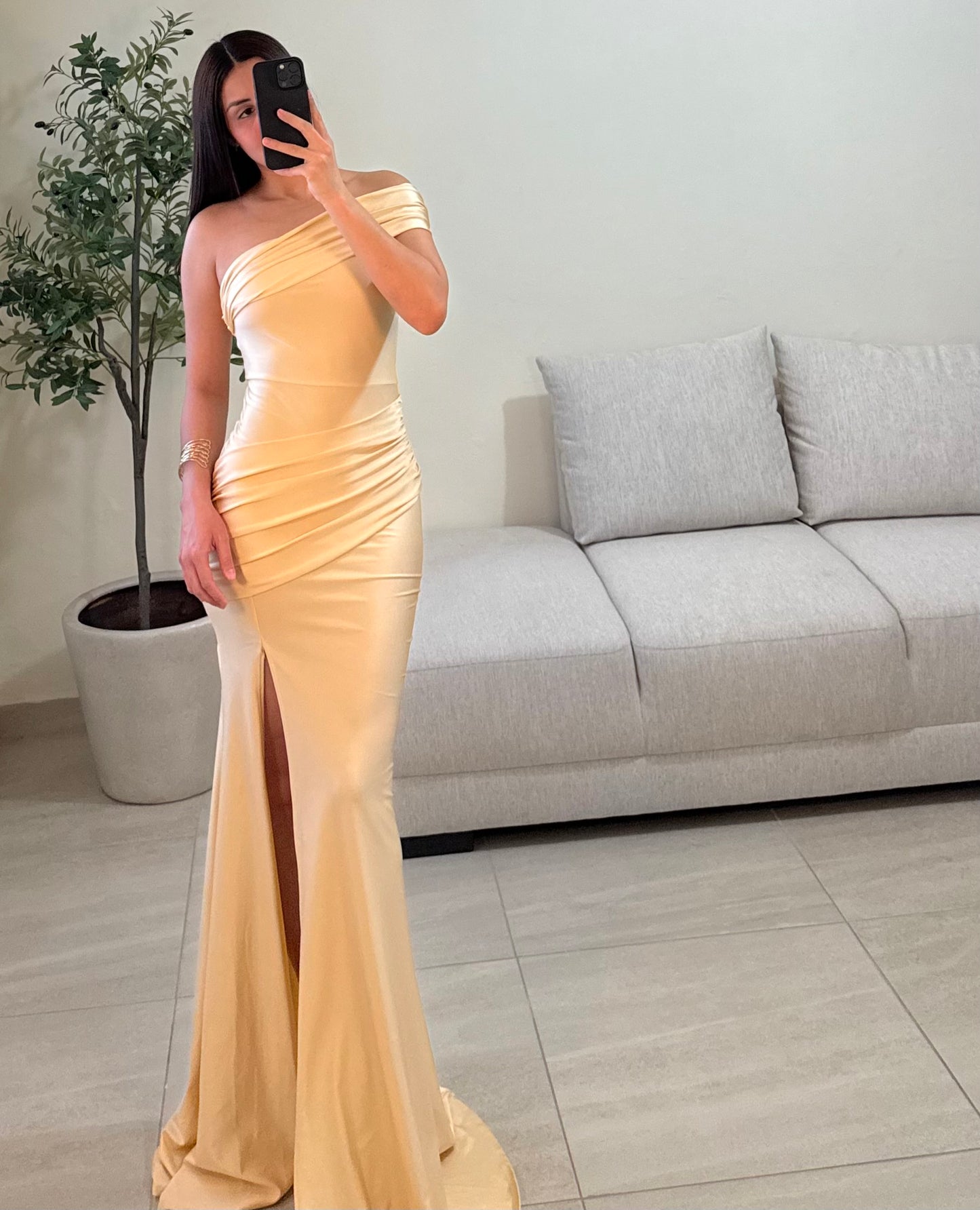 Vestido Ingrid amarillo pastel