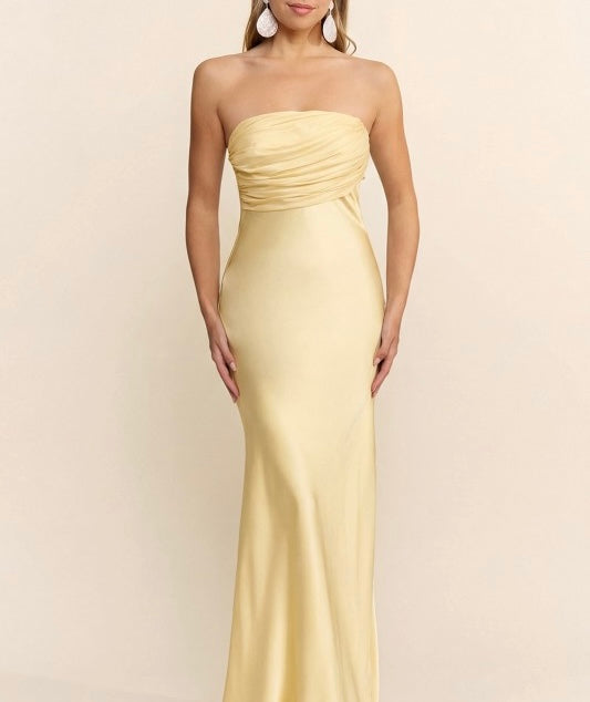 Vestido Alessia Amarillo Pastel
